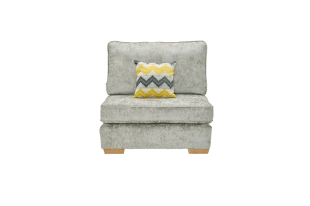 "1 Centre Armless (40”) + 2 Wedges + 2 Stools"