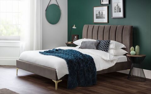 Velvet Bed