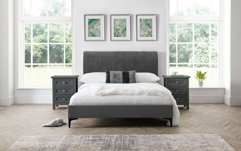 SAN105 Diamond Quilted Velvet Bed 150Cm