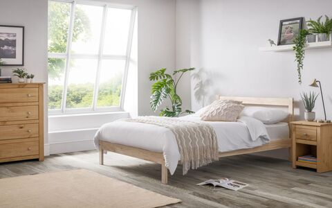 SAM002 Bed 135Cm - Unfinished Pine