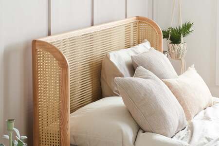 ASTRB5OAK King Rattan Bed