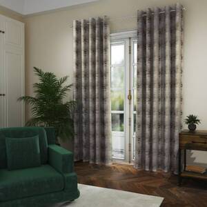 Ready made curtains