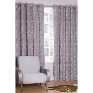 Ready made curtains
