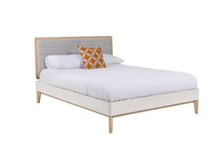 Mal-404-OK Bed 4'6 - Cashmere Oak