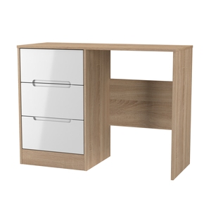 MON031 Vanity