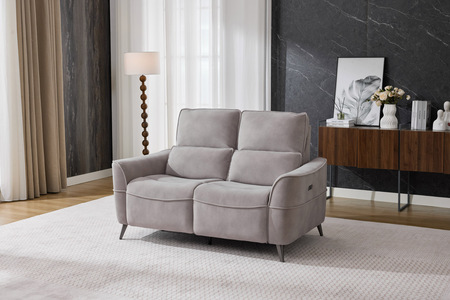 2P Loveseat with Power Headrest