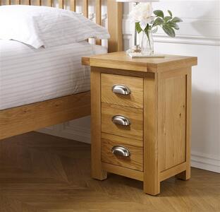 Small 3 Drawer Bedside Oak