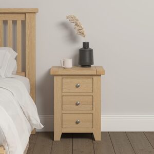 100-103-116 WINDSOR 3 DRAWER BEDSIDE - NATURAL OAK