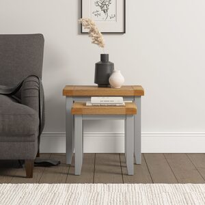 300-303-041 WINDSOR NEST OF 2 TABLES - PEBBLE GREY/OAK
