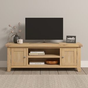 300-305-067 WINDSOR STRAIGHT TV UNIT - NATURAL OAK/OAT FABRIC