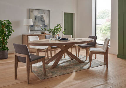 Fun-190-OK Dining Table Oval 1900 - Smoked Oak