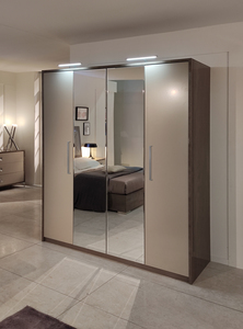 KRI001 Wardrobe 4 doors