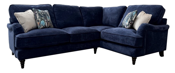 (L2,R2C) RHF 2 Armed Corner Formal Back
