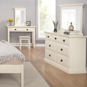 DG14 7 Dr Wide Chest