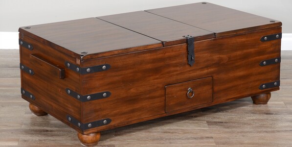 3166DC2-C Santa Fe Trunk Coffee Table