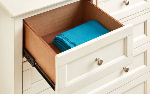 NRLWT5620 Chest of Drawers