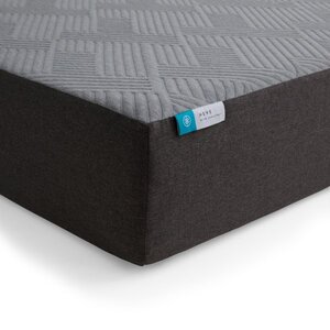 Medium firm memory foam mattress with CoolSync cooling technology