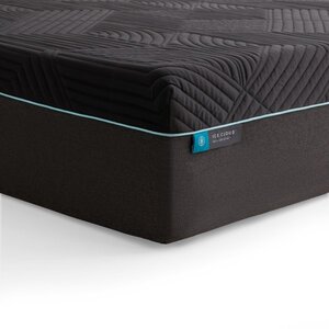 Medium plush mattress with CoolSync gel memory foam and pocket coils