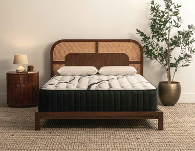 American made hybrid mattress with cooling graphite memory foam