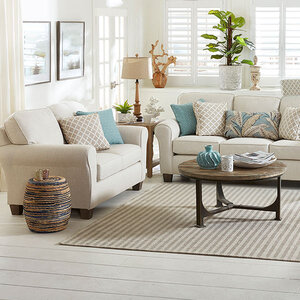 L80 Stationary Loveseat