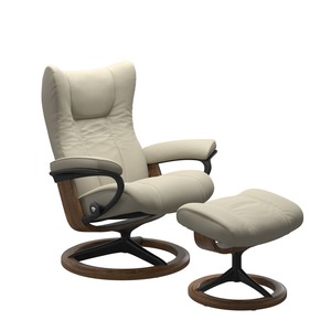 1161315 Wing Medium Signature Chair & Ottoman