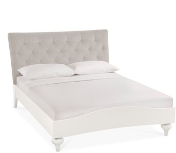 135cm Upholstered Bedstead - Diamond Stitch