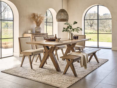 Willis & Gambier Sorrento SORDINTELM Dining Table