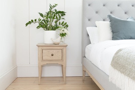 Willis & Gambier Toulon 1 Drawer Bedside Table