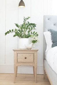 Willis & Gambier Toulon 1 Drawer Bedside Table