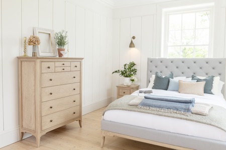 Willis & Gambier Toulon 8 Drawer Merchant Chest