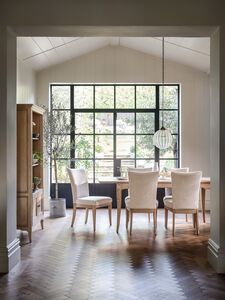 Willis & Gambier Toulon Extending Dining Table