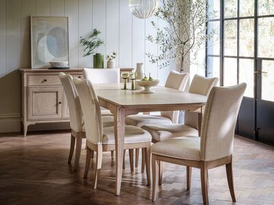 Willis & Gambier Toulon Extending Dining Table