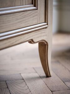 Willis & Gambier Toulon Medium Sideboard