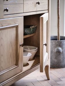 Willis & Gambier Toulon Medium Sideboard