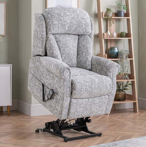 Grande Cloud Zero Riser Recliner