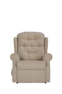 Petite Manual Recliner