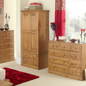Hendon Pine Bedroom