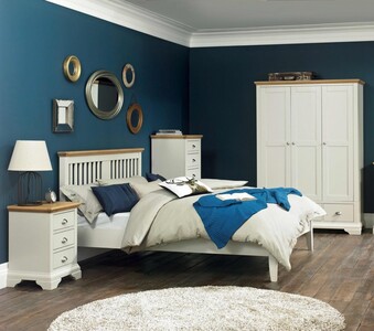Hampstead Soft Grey & Pale Oak Bedroom